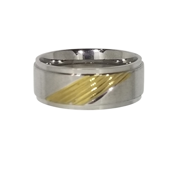 NWOT STAINLESS STEEL SILVERTONE WITH ETCHED GOLDTONE DESIGN BAND SIZE 9 - Picture 1 of 4